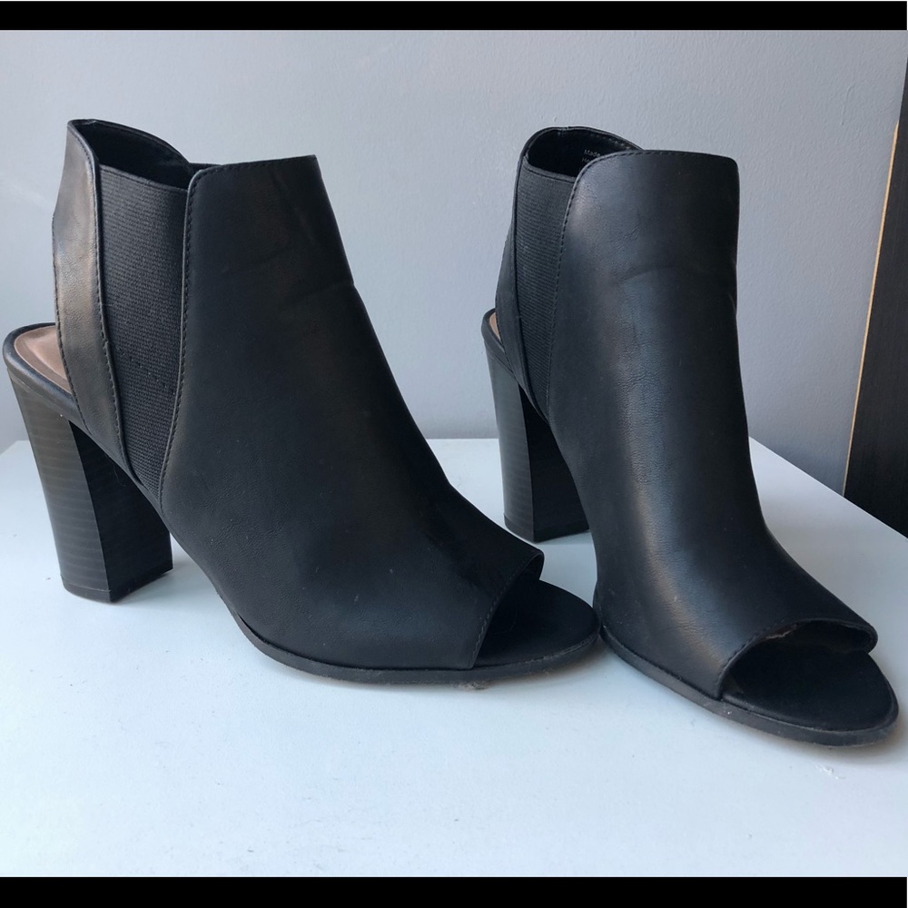 Black open toe heels